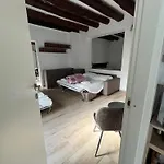 Holiday home Daisy Spacious Detached House Bergamo