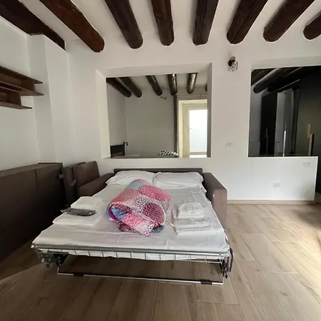 Ferienhaus Daisy Air Conditioning - Free Parking - Wifi - Self Check-in