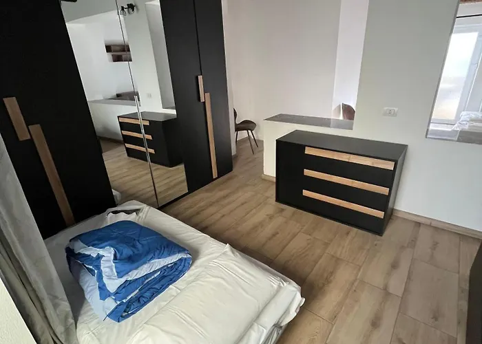 Daisy Spacious Detached House 度假居