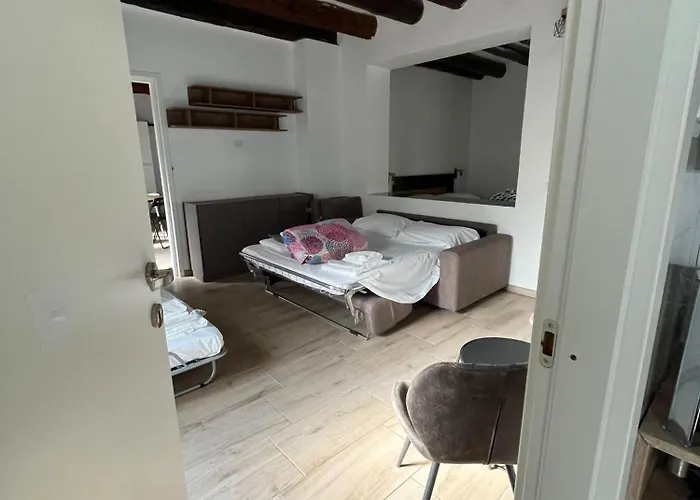Holiday home Daisy Spacious Detached House Bergamo