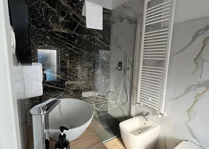 Daisy Spacious Detached House