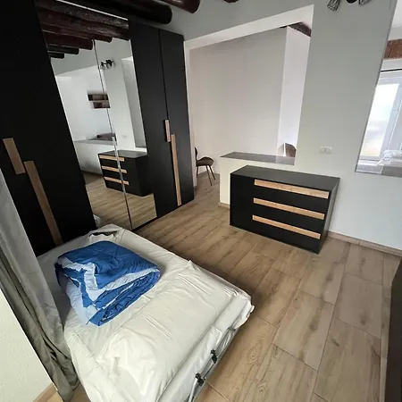 Daisy Air Conditioning - Free Parking - Wifi - Self Check-In Будинок відпочинку